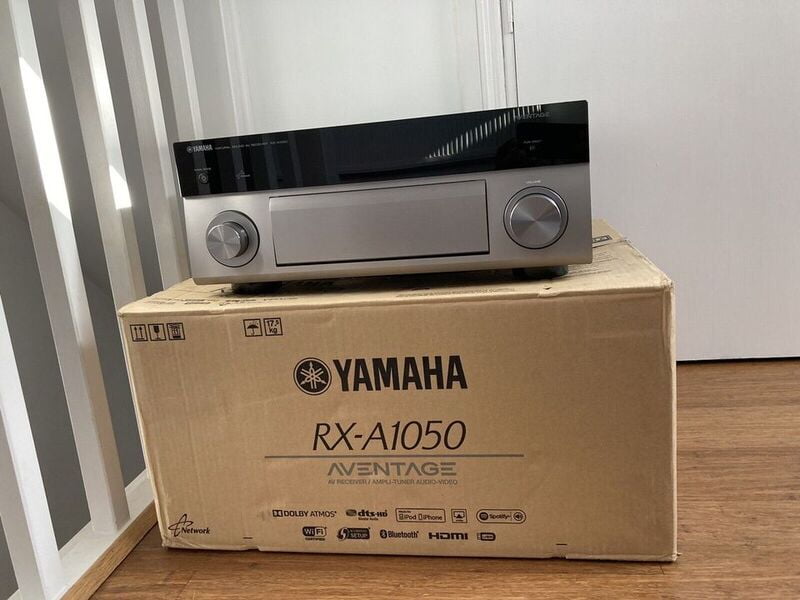 Yamaha RX-A1050 Yamaha RX-A1050